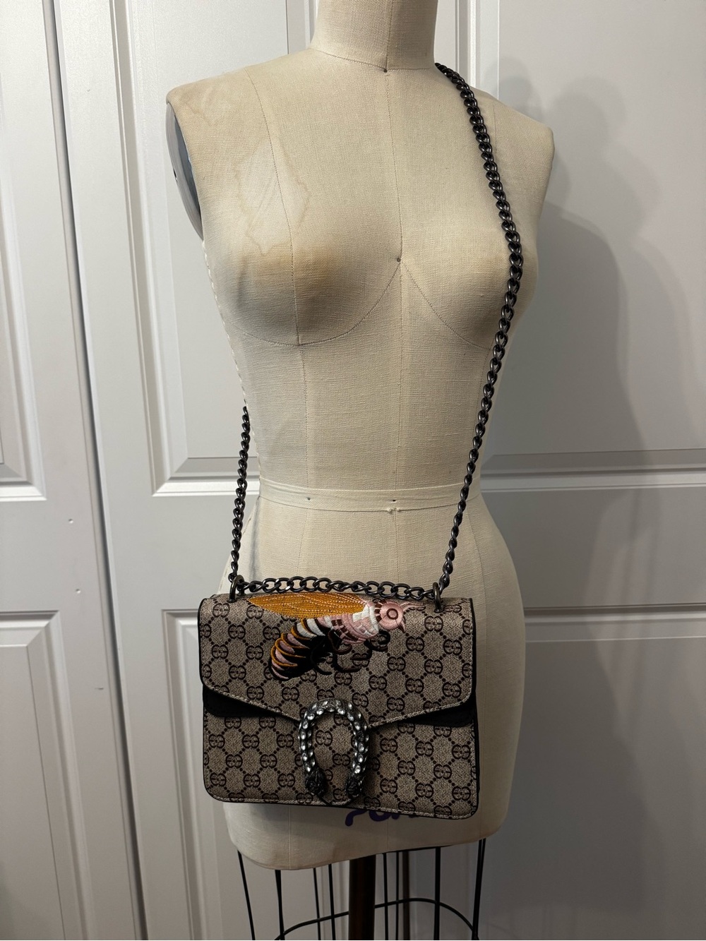 Fashion Monogram Crossbody Bag with Embroidered Insect Detail - Brown - Picture 5 of 9